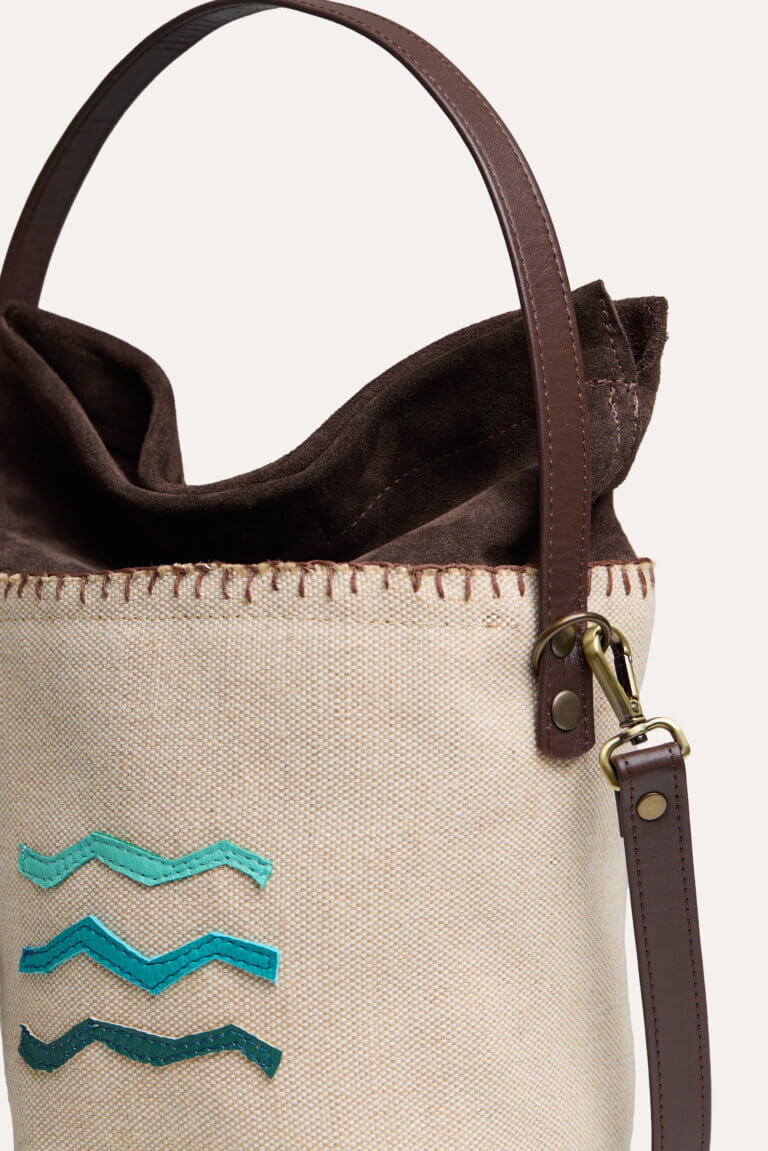 Horizon Bucket Bag in Natural