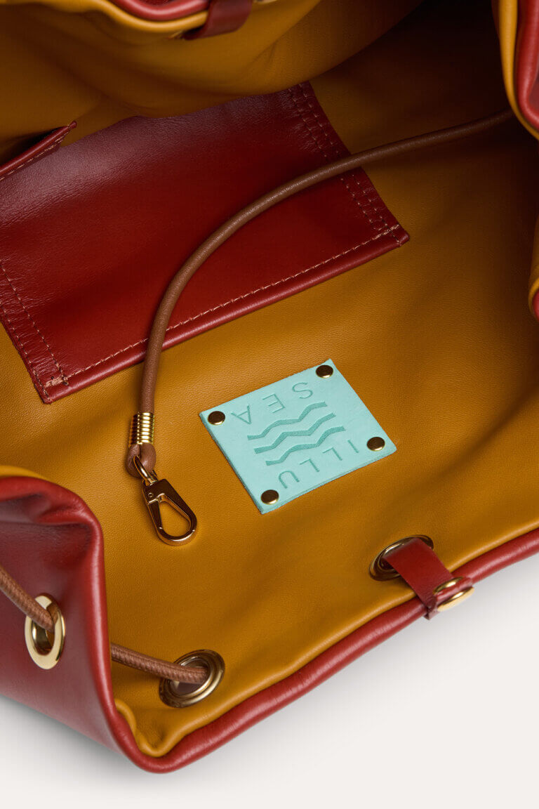Large Wave Bag in Burnt Sienna